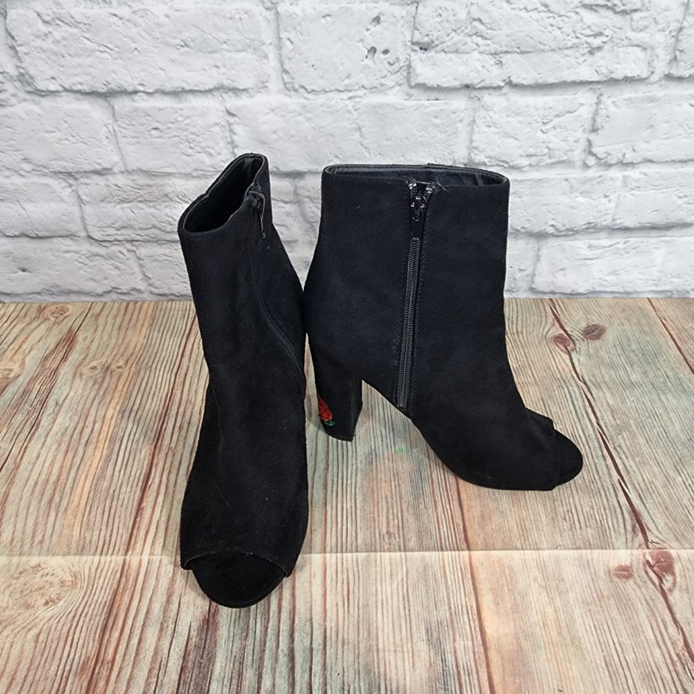 Rue21 ETC Rose Heel Embroidered Open Toe Bootie
